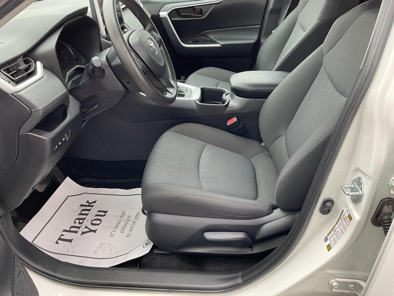 2024 Toyota RAV4 LE 4dr All-wheel Drive Photo