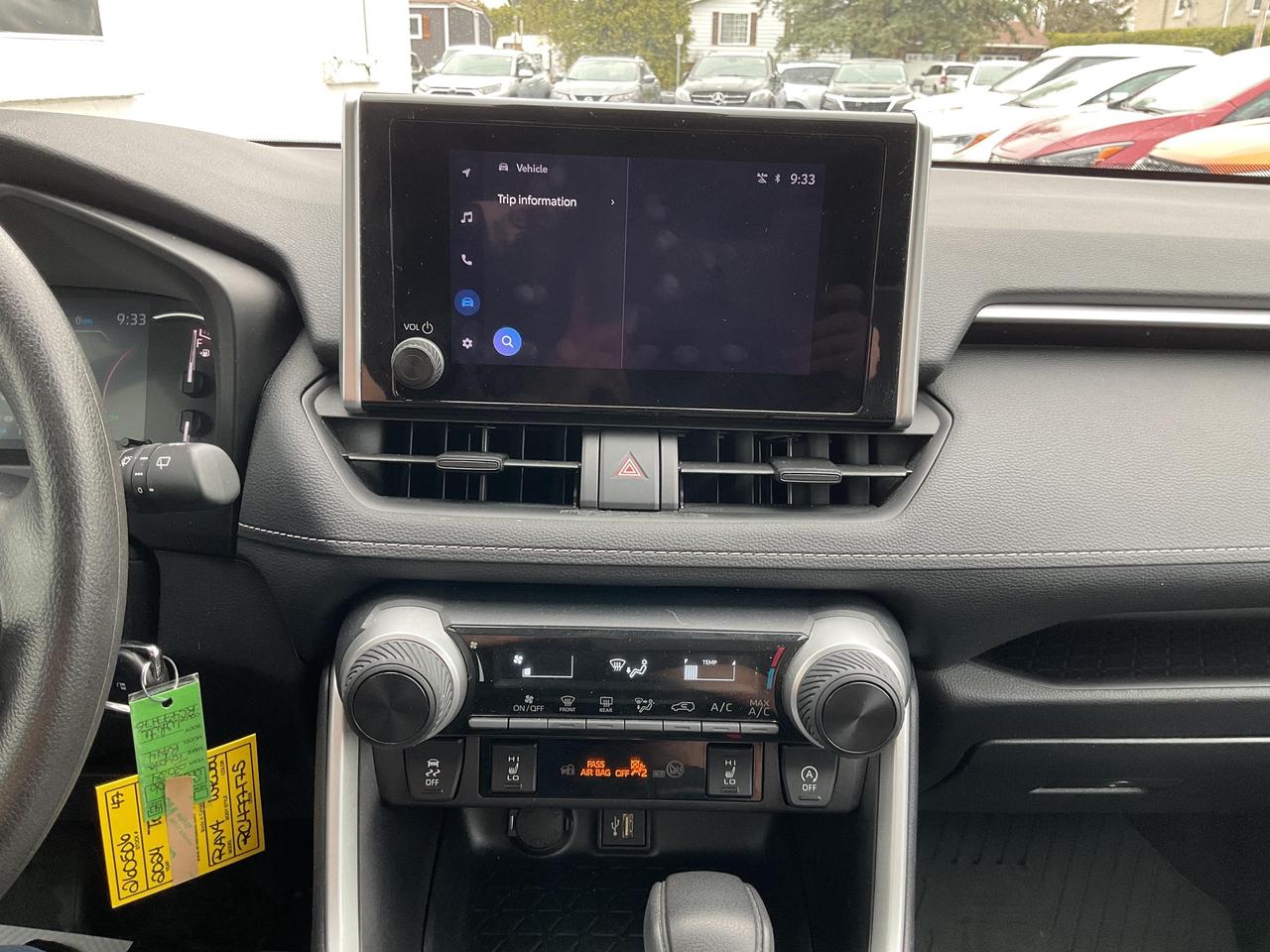 2024 Toyota RAV4 LE 4dr All-wheel Drive Photo