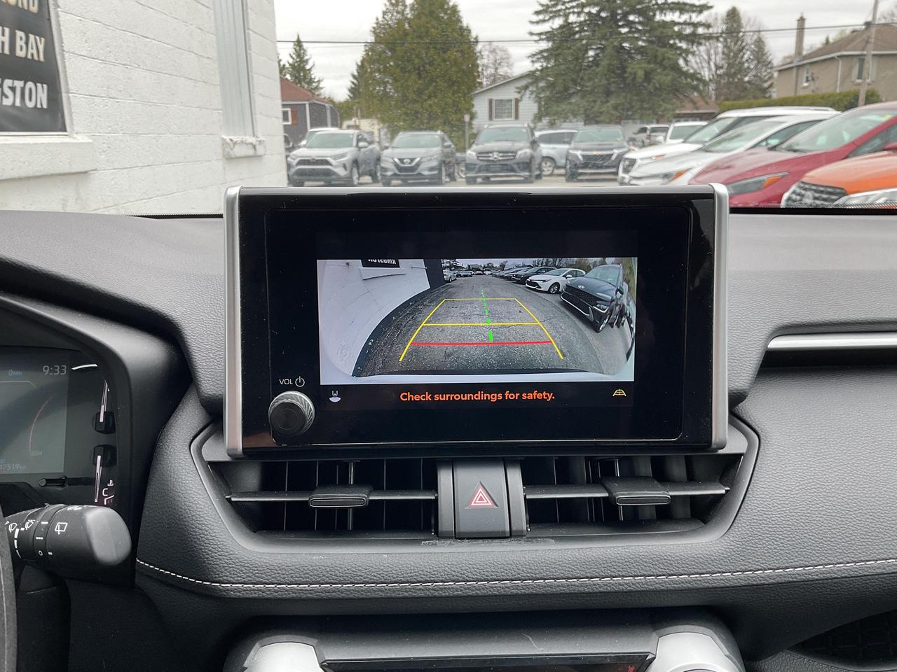 2024 Toyota RAV4 LE 4dr All-wheel Drive Photo