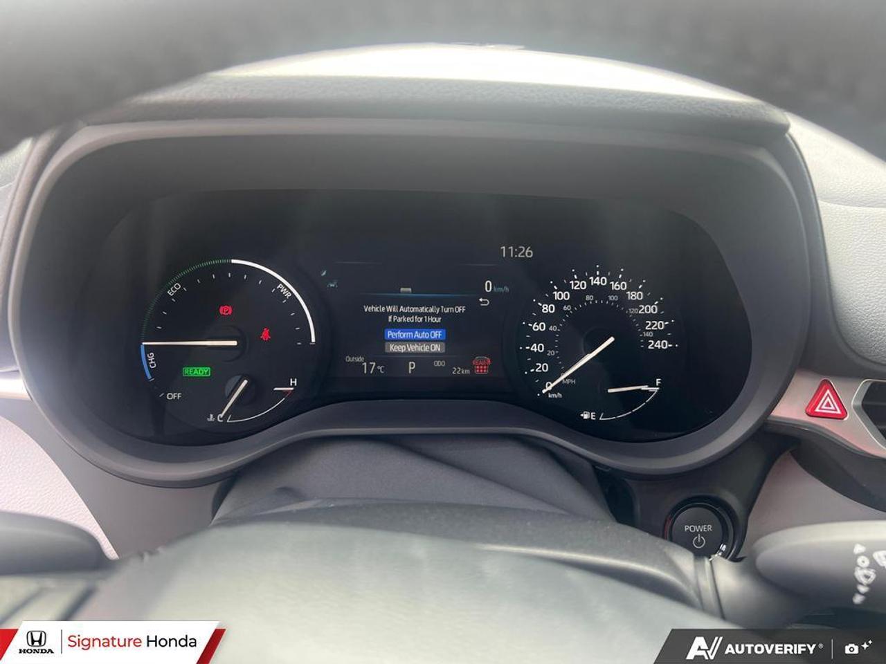 2026 Toyota Sienna LE Photo