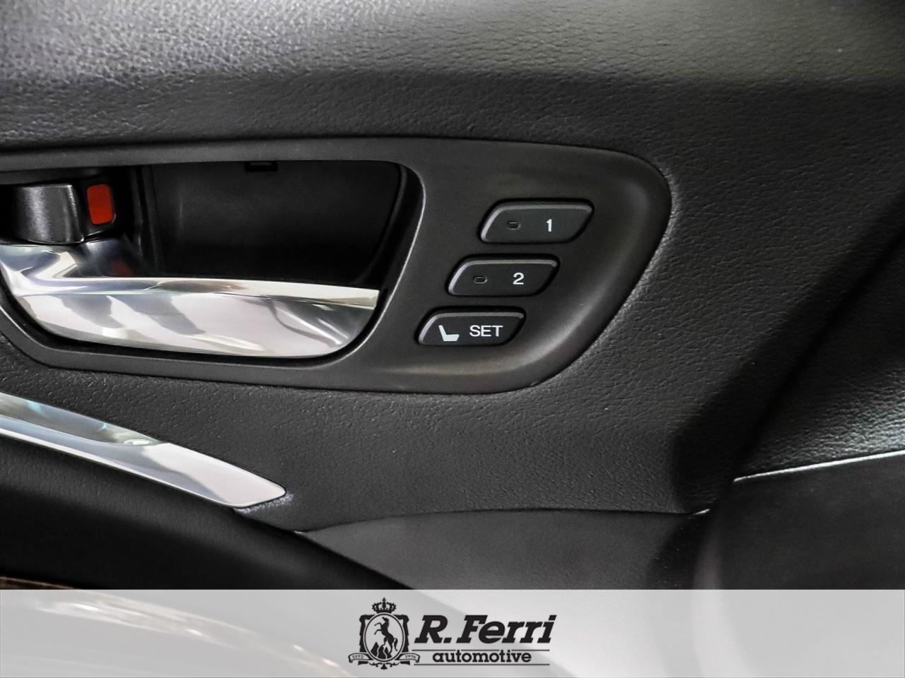 2017 Acura MDX Navigation Package 4dr SH-AWD Photo