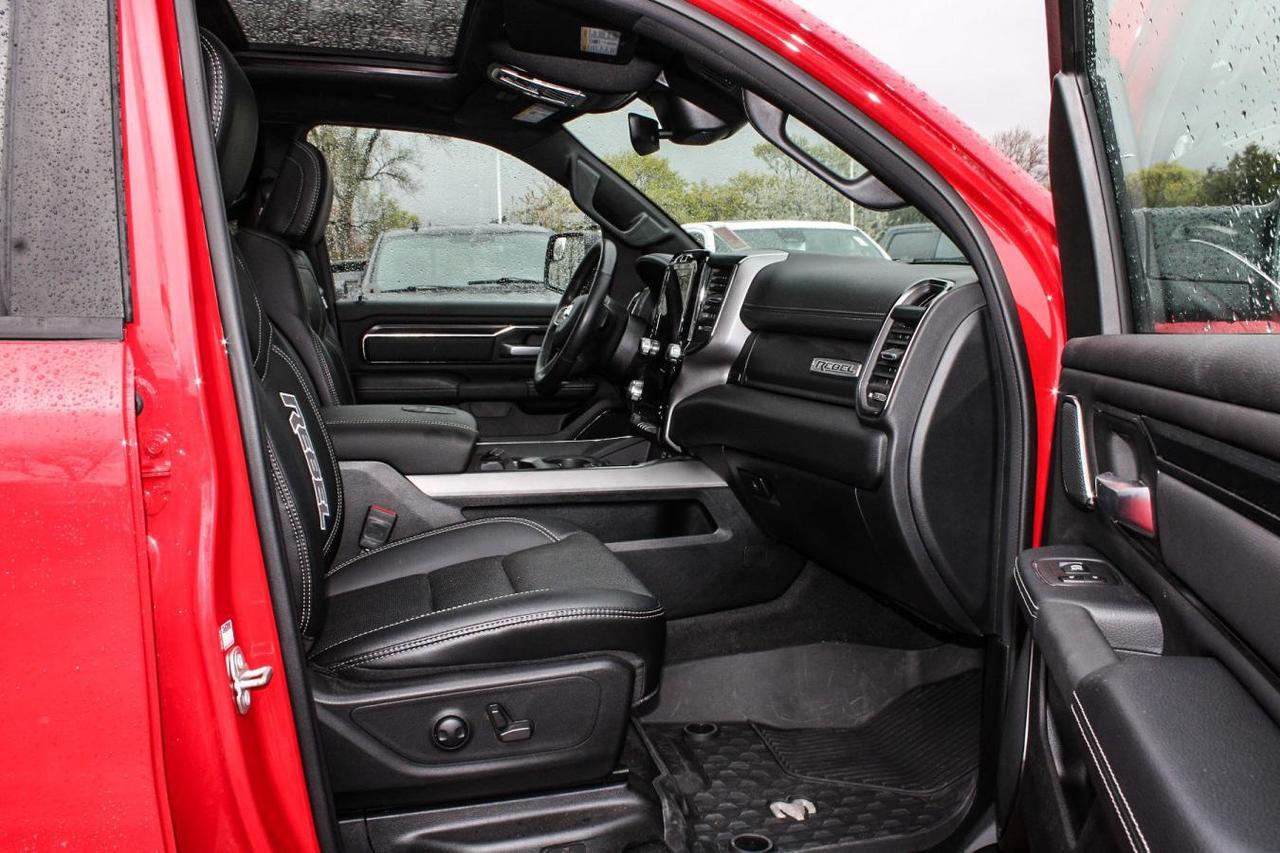 2024 RAM 1500 Rebel Night Crew Cab 4x4  Gps SiriusXM BkpCam Side Photo