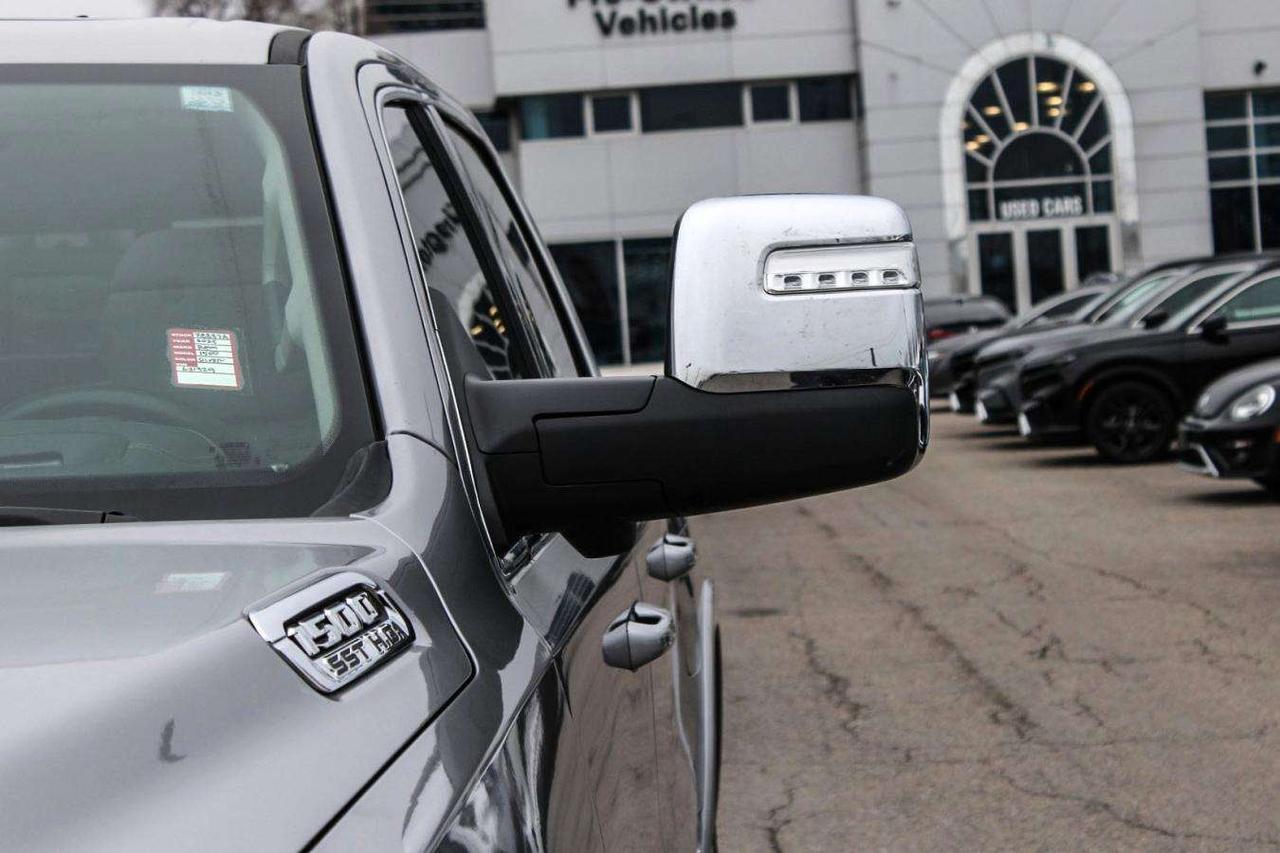 2025 RAM 1500 Tungsten Crew Cab 4x4  Gps SiriusXM BkpCam HtdSeat Photo