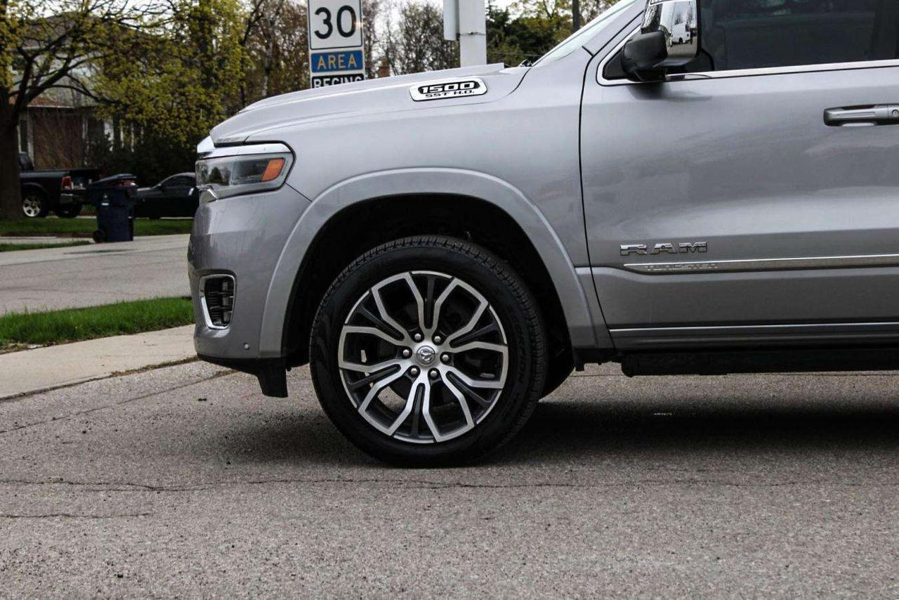 2025 RAM 1500 Tungsten Crew Cab 4x4  Gps SiriusXM BkpCam HtdSeat Photo