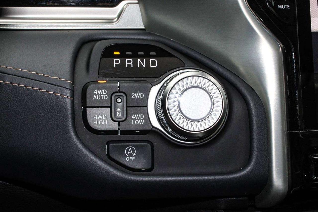 2025 RAM 1500 Tungsten Crew Cab 4x4  Gps SiriusXM BkpCam HtdSeat Photo