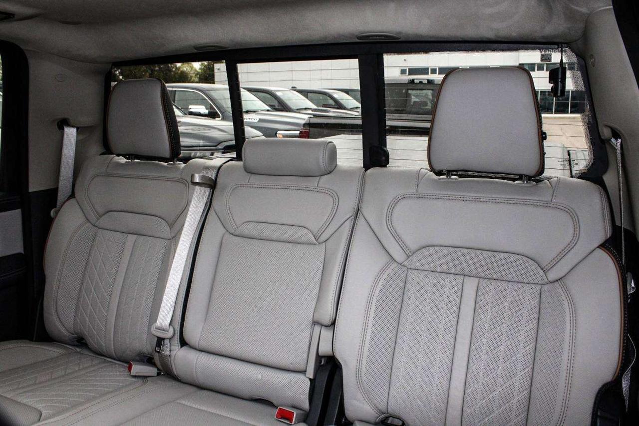 2025 RAM 1500 Tungsten Crew Cab 4x4  Gps SiriusXM BkpCam HtdSeat Photo