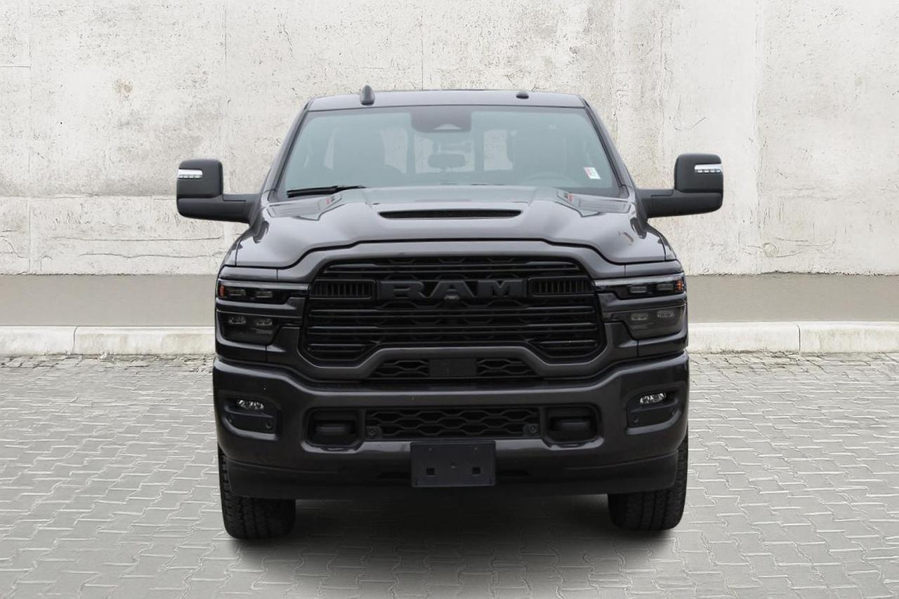 2025 RAM 3500 Laramie Crew Cab Night Edition 4x4  Gps SiriusXM S Photo