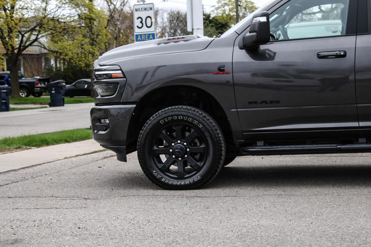 2025 RAM 3500 Laramie Crew Cab Night Edition 4x4  Gps SiriusXM S Photo