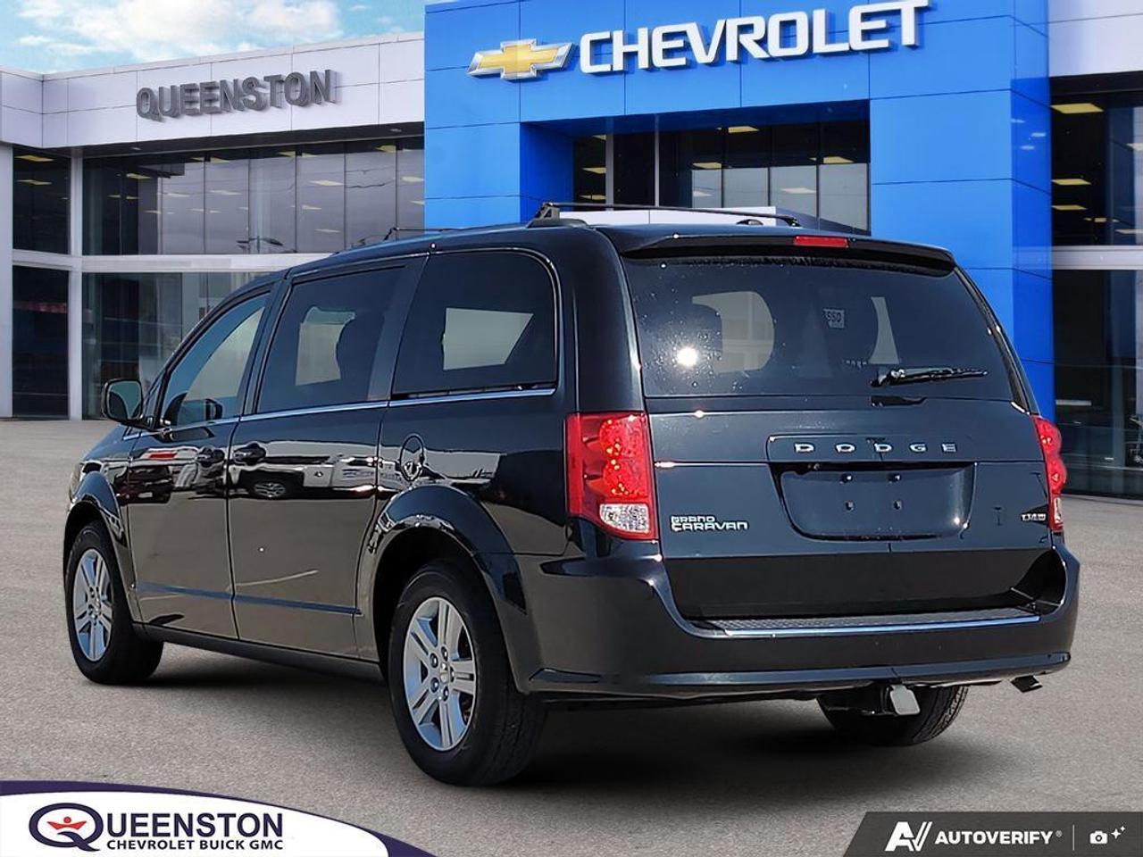 2019 Dodge Grand Caravan Crew Plus   DVD   PWR DOORS   LEATHER   NO CLAIMS Photo3