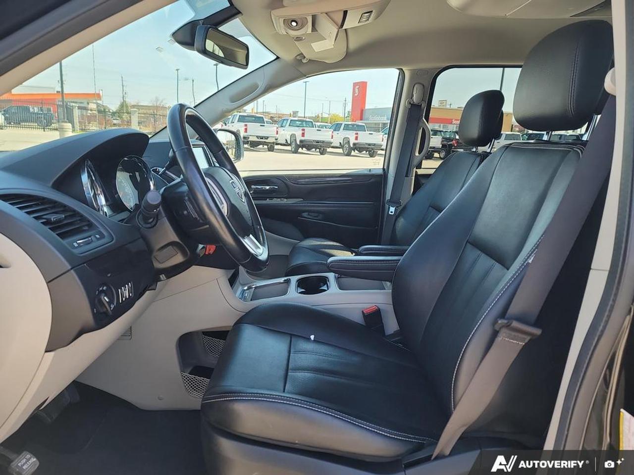 2019 Dodge Grand Caravan Crew Plus   DVD   PWR DOORS   LEATHER   NO CLAIMS Photo
