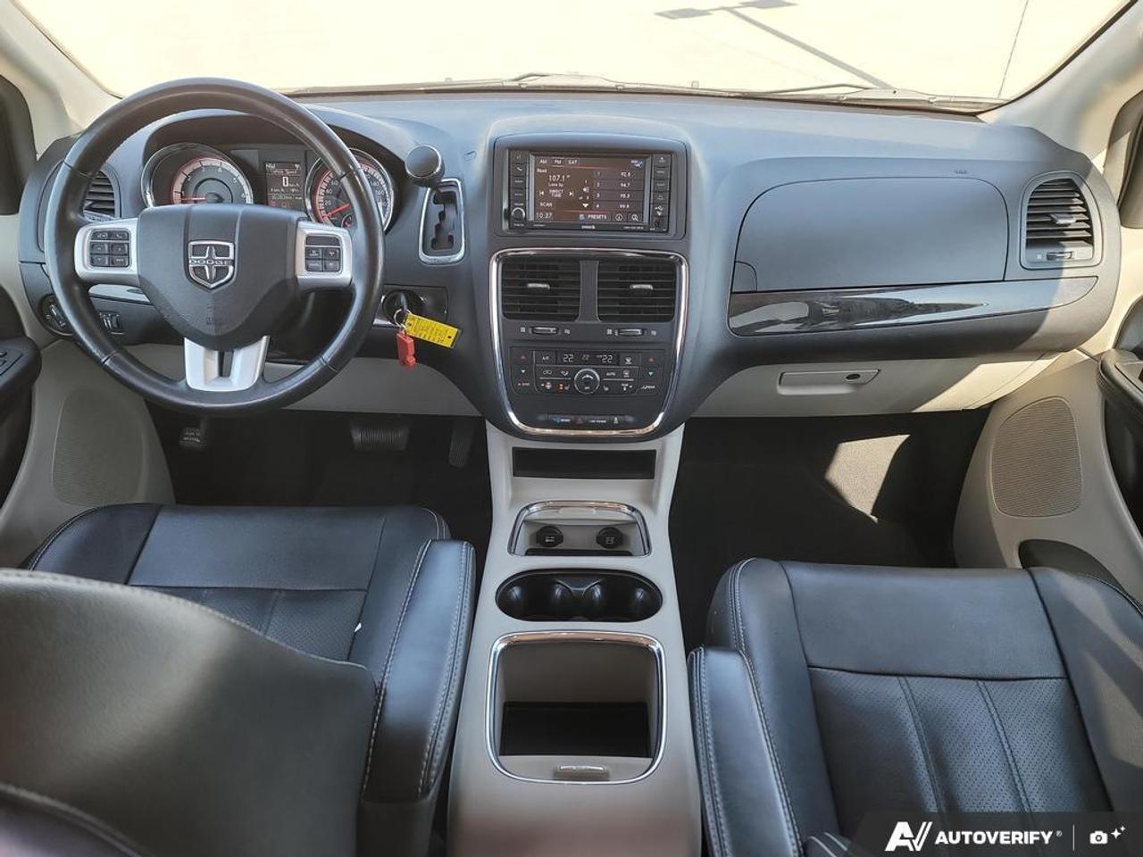 2019 Dodge Grand Caravan Crew Plus   DVD   PWR DOORS   LEATHER   NO CLAIMS Photo