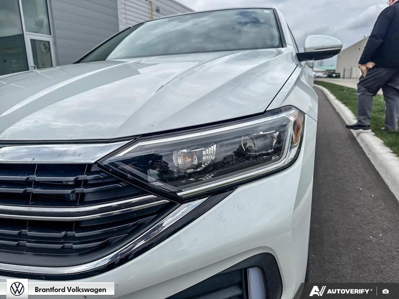 2023 Volkswagen Jetta HIGHLINE Photo