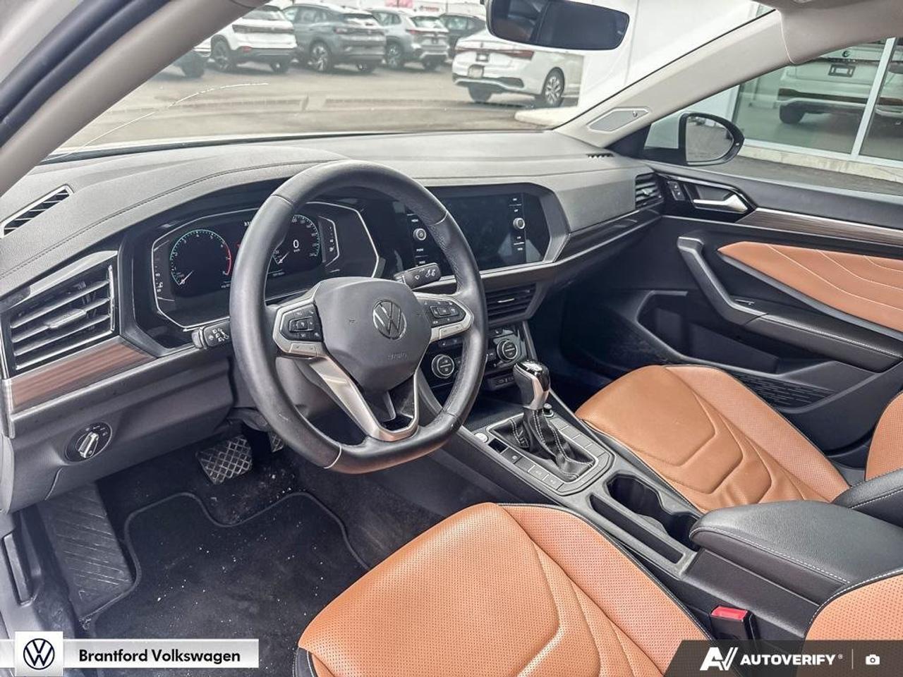 2023 Volkswagen Jetta HIGHLINE Photo
