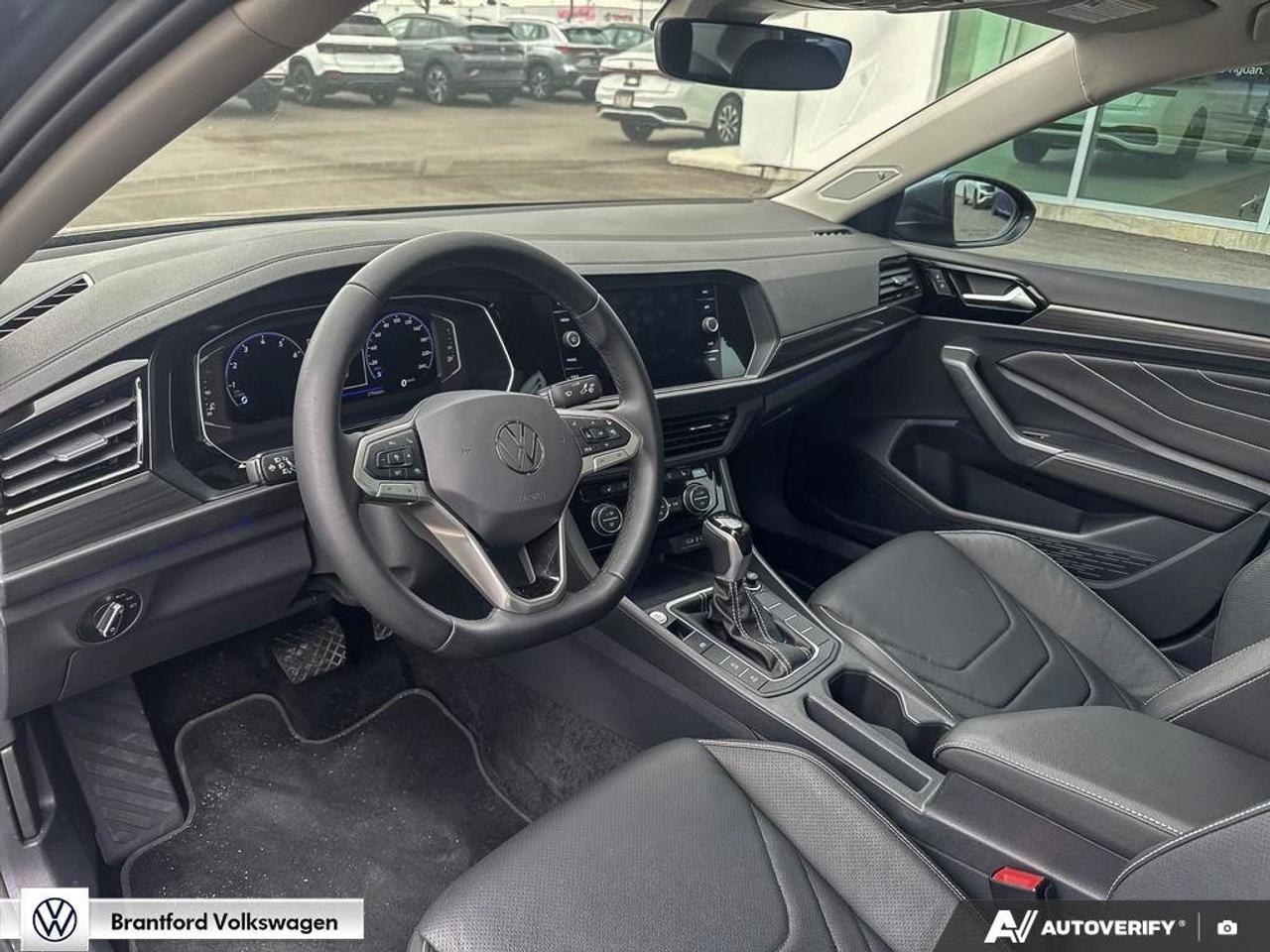 2023 Volkswagen Jetta HIGHLINE Photo