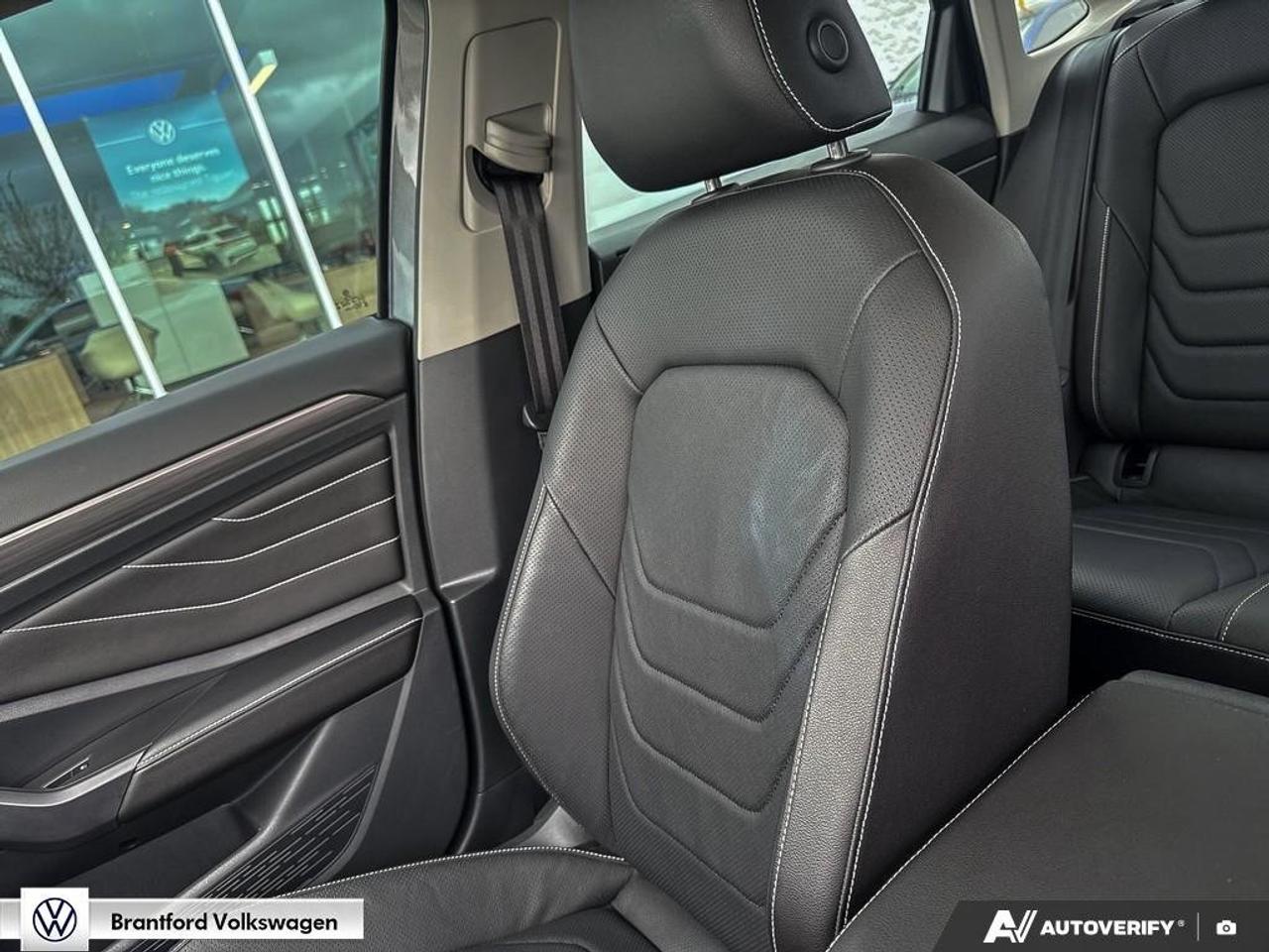2023 Volkswagen Jetta HIGHLINE Photo