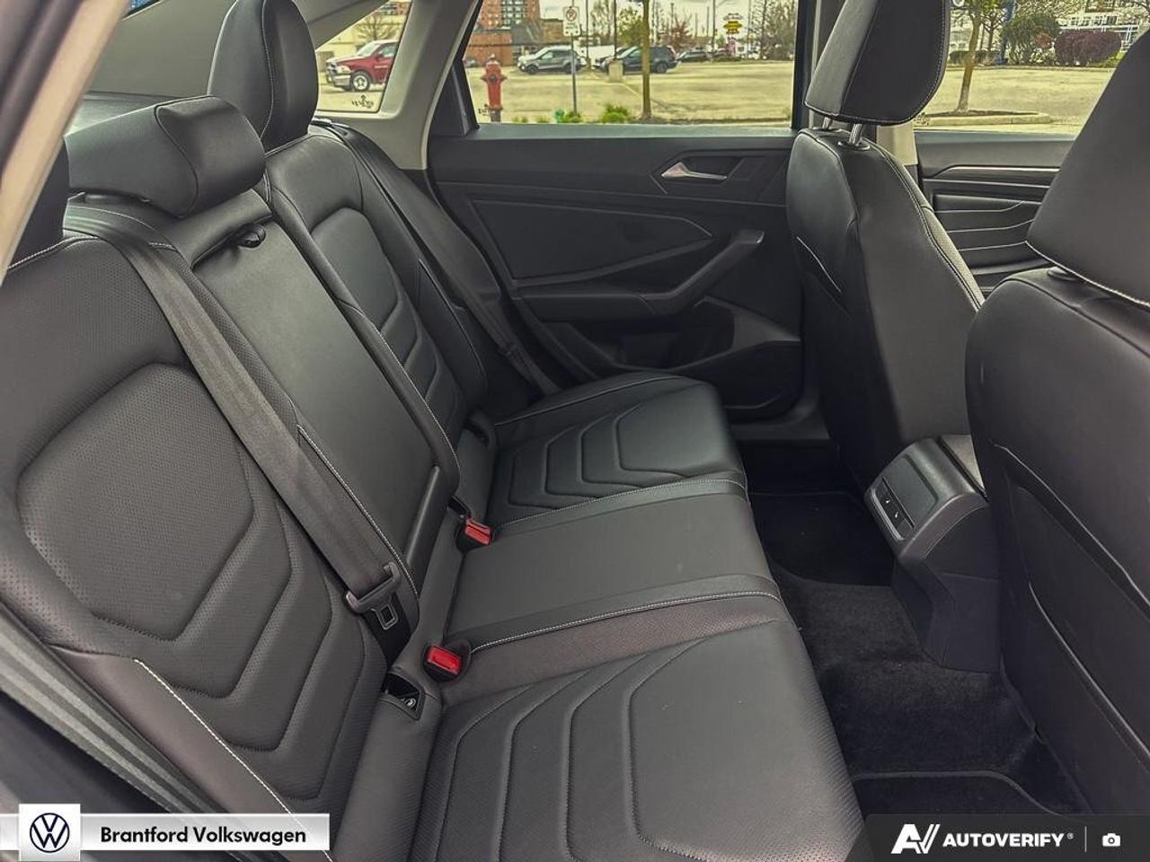 2023 Volkswagen Jetta HIGHLINE Photo