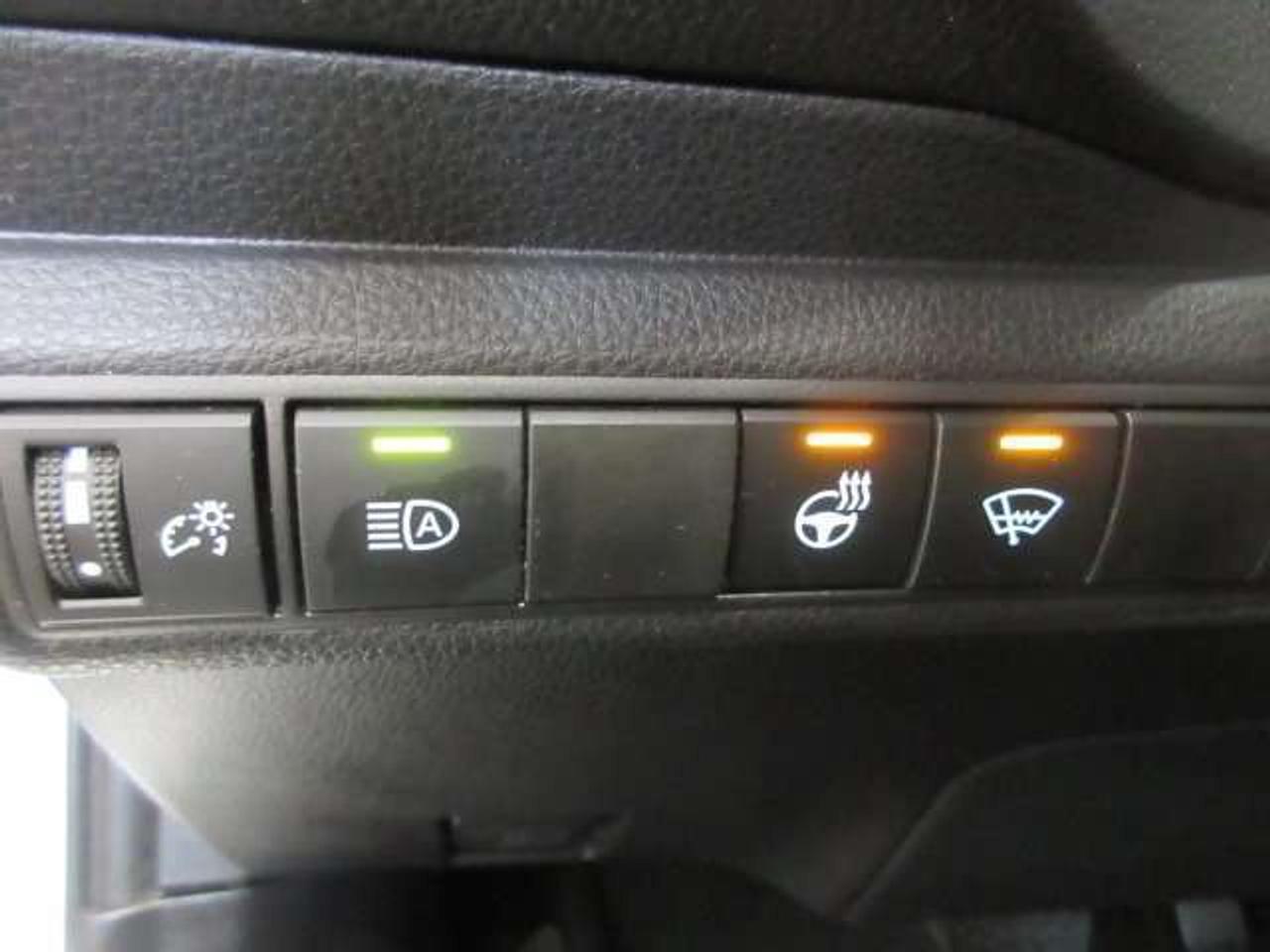 2025 Toyota Corolla LE UPGRADE W/ROOF, ALLOYS, HTD. SEATS, JUST 22K! Photo