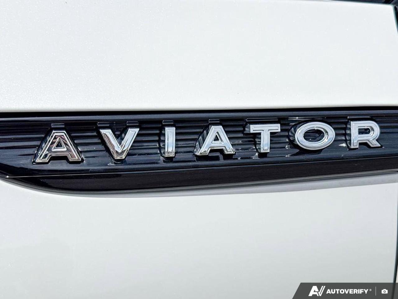 2025 Lincoln Aviator Reserve   200A   LTHR   HTD STEER WHEEL Photo