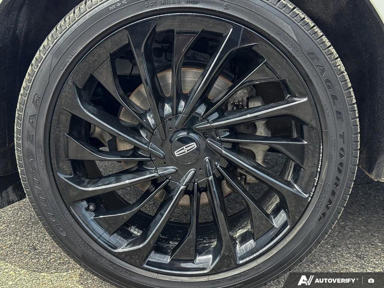 2025 Lincoln Aviator Reserve   200A   LTHR   HTD STEER WHEEL Photo