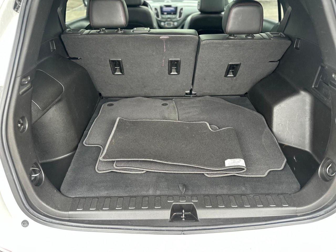 2022 Chevrolet Equinox RS Leather Panoramic Sunroof BOSE Blind-Spot 360 D Photo