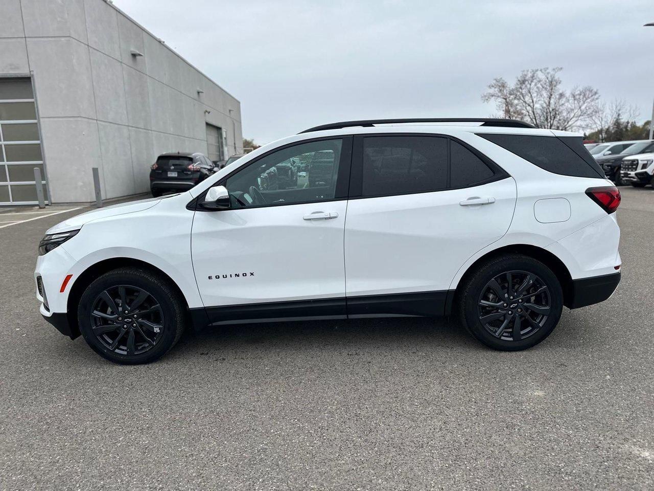 2022 Chevrolet Equinox RS Leather Panoramic Sunroof BOSE Blind-Spot 360 D Photo