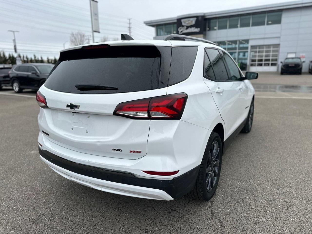 2022 Chevrolet Equinox RS Leather Panoramic Sunroof BOSE Blind-Spot 360 D Photo
