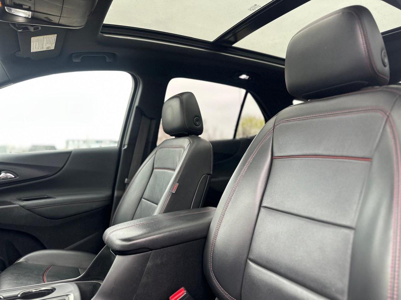 2022 Chevrolet Equinox RS Leather Panoramic Sunroof BOSE Blind-Spot 360 D Photo