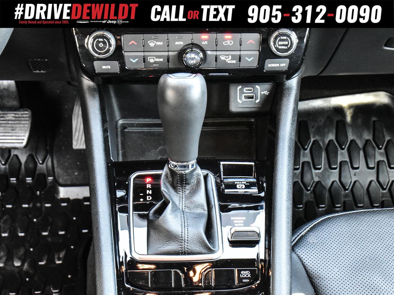 2024 Jeep Compass LIMITED   PANO ROOF   ELITE GRP   DR ASSIST GRP Photo