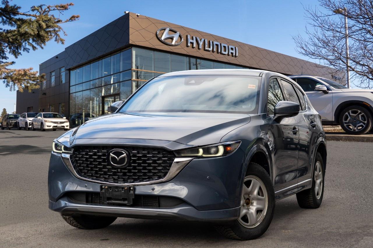 2023 Mazda CX-5 Signature AWD Photo0