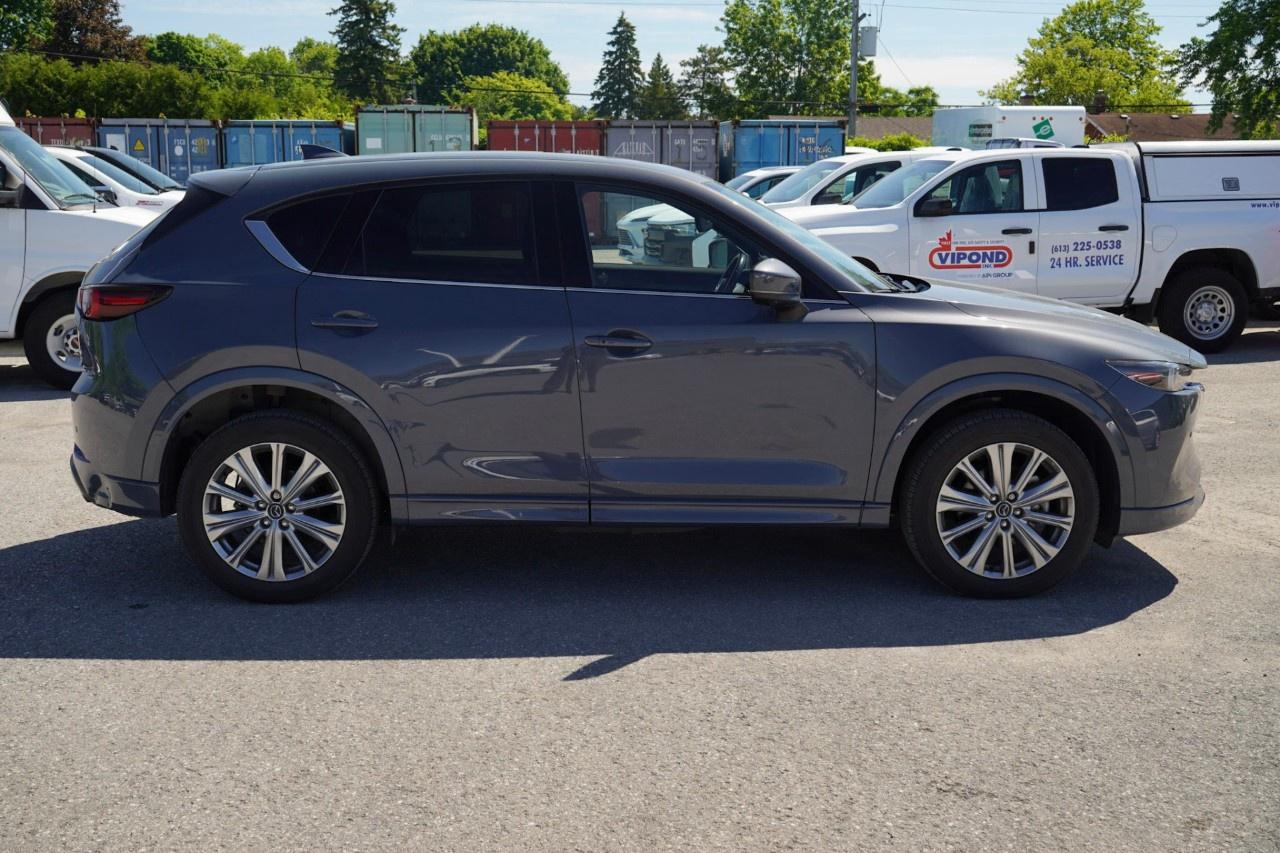 2023 Mazda CX-5 Signature AWD Photo