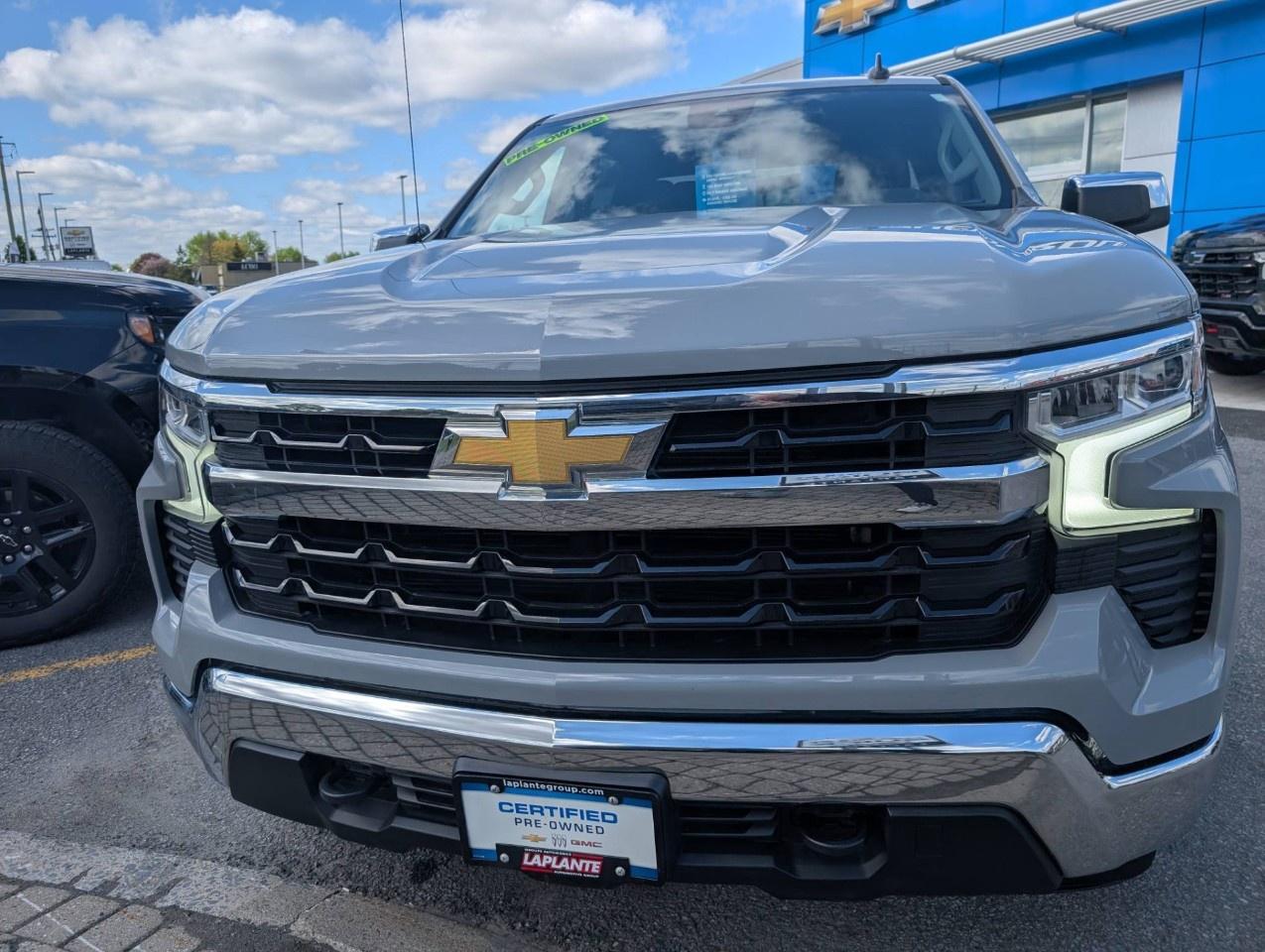 2024 Chevrolet Silverado 1500 Crew Cab Short Box 4-Wheel Drive LT Photo