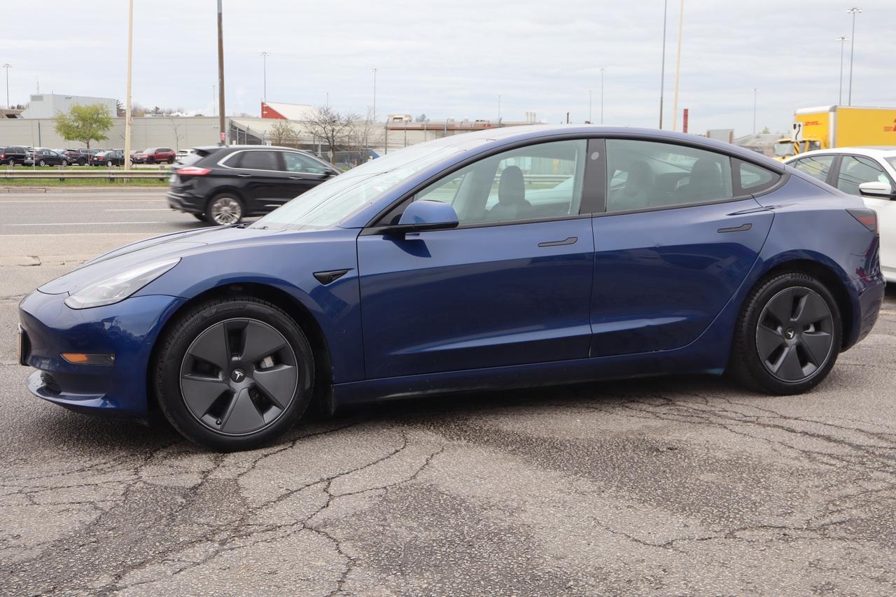 2022 Tesla Model 3 Long Range Dual Motor AWD Photo2