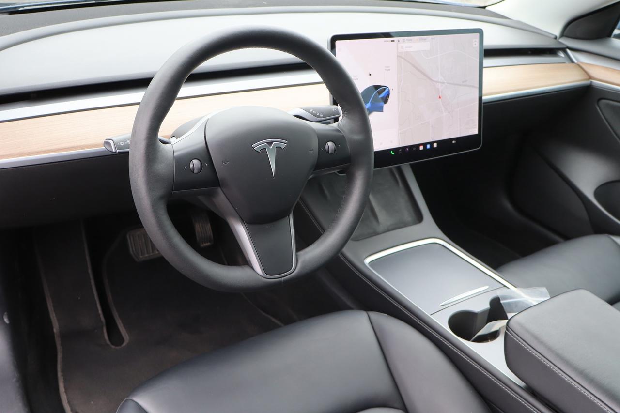 2022 Tesla Model 3 Long Range Dual Motor AWD Photo