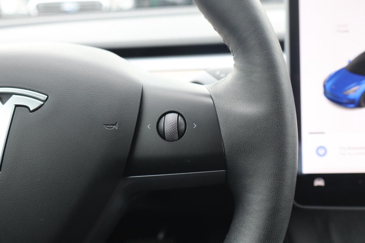 2022 Tesla Model 3 Long Range Dual Motor AWD Photo
