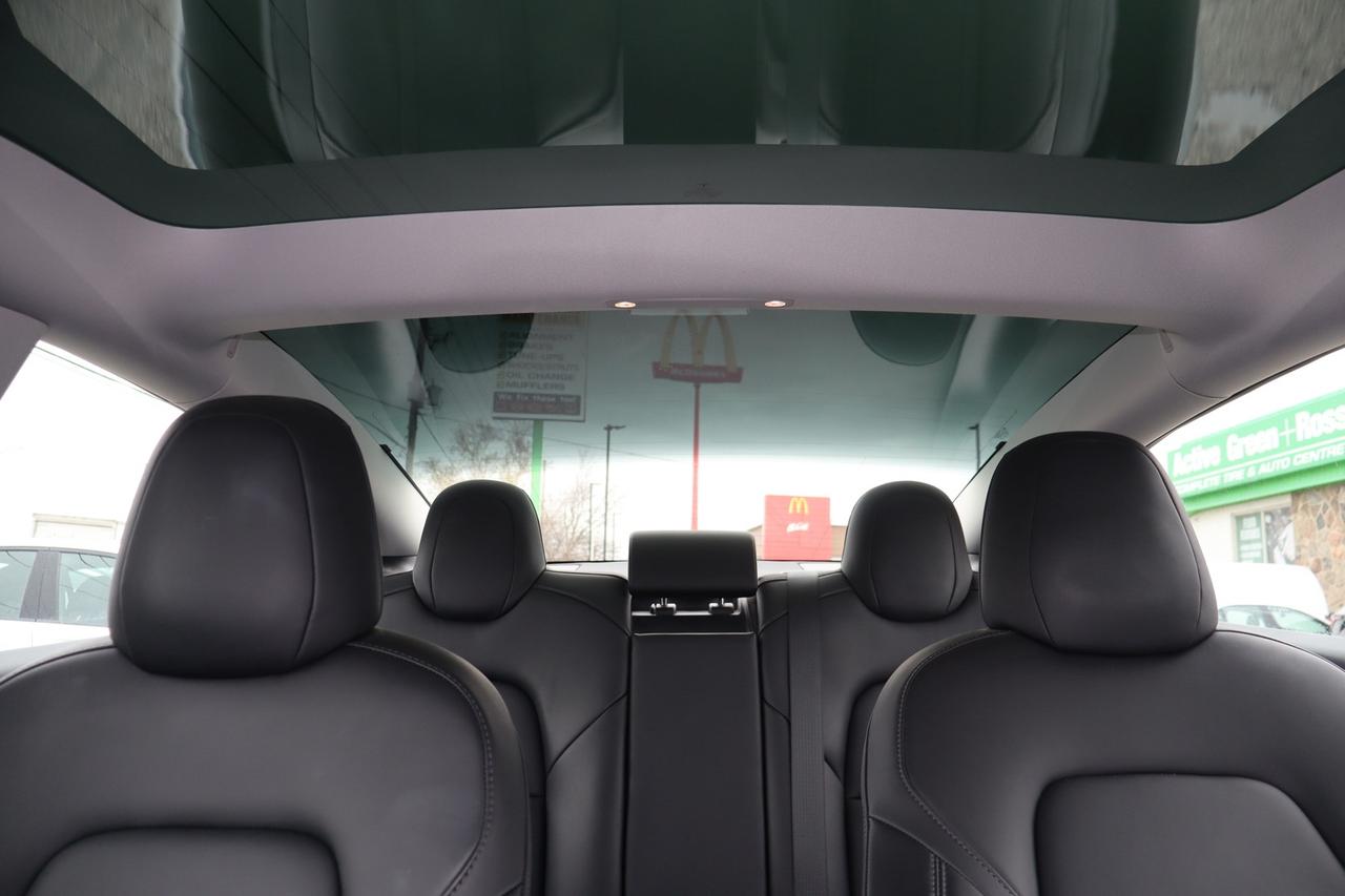 2022 Tesla Model 3 Long Range Dual Motor AWD Photo