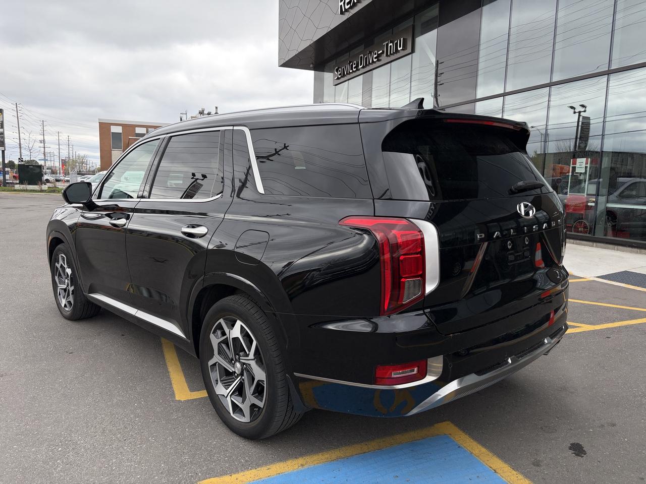 2022 Hyundai PALISADE Ultimate Calligraphy AWD   Starting from 5.29% OAC Photo