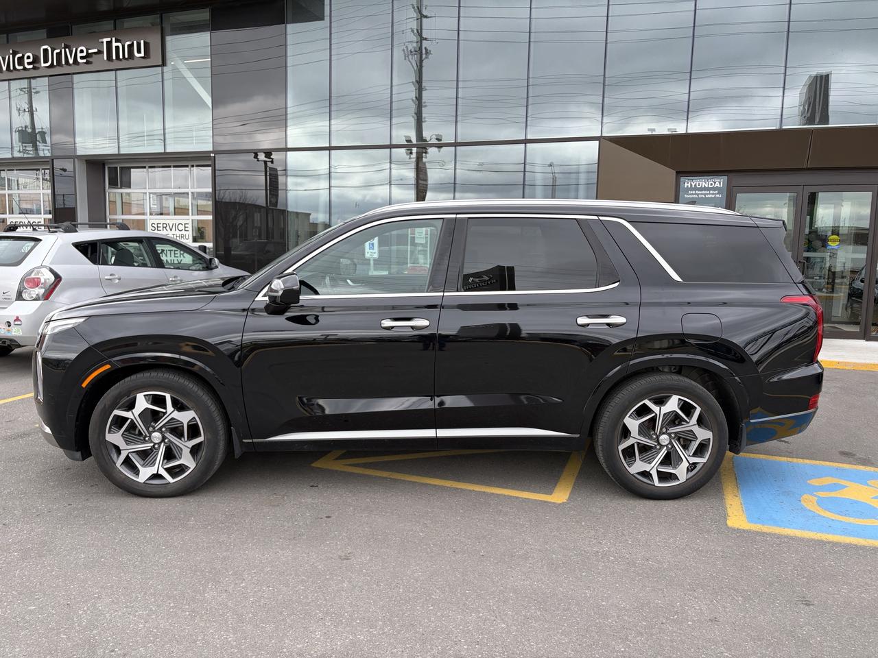 2022 Hyundai PALISADE Ultimate Calligraphy AWD   Starting from 5.29% OAC Photo