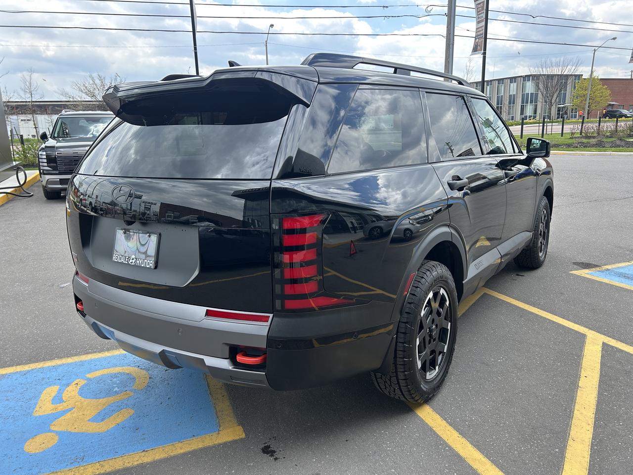 2026 Hyundai PALISADE XRT Pro AWD   Starting from 5.29% OAC Photo4