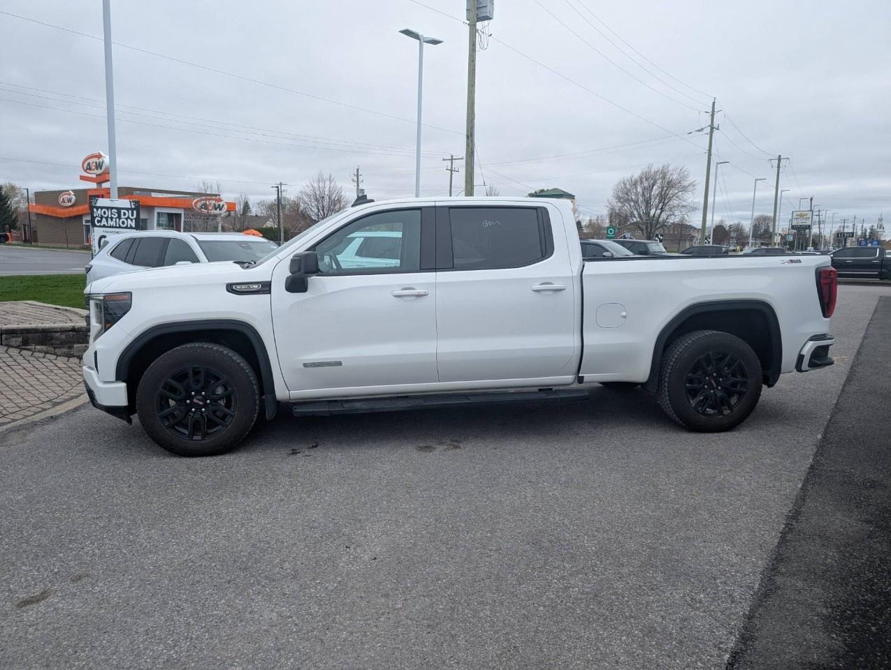2024 GMC Sierra 1500 Crew Cab Standard Box 4-Wheel Drive Elevation Photo