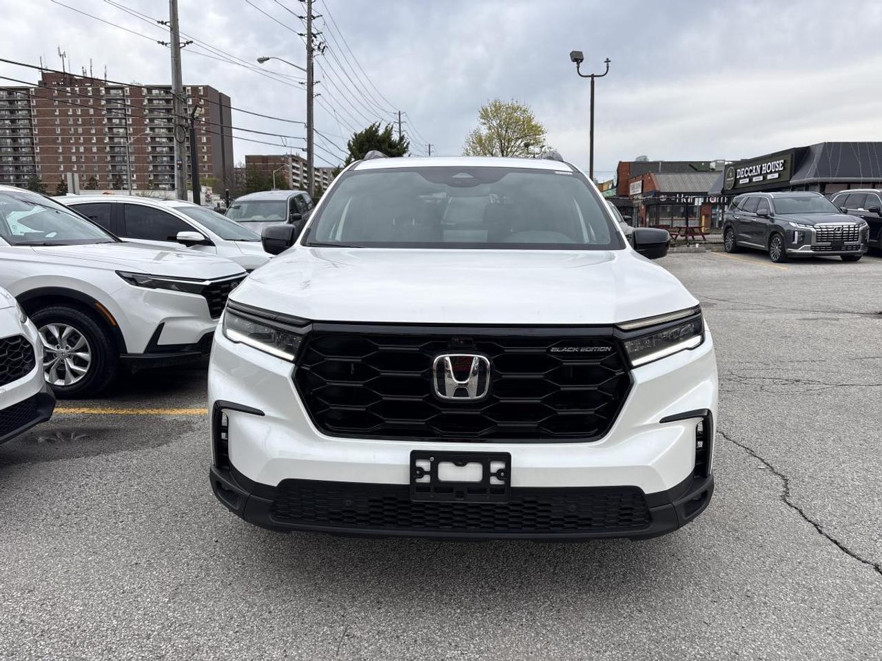 2025 Honda Pilot Black Edition Honda Certified 7YR/160K Warranty Photo