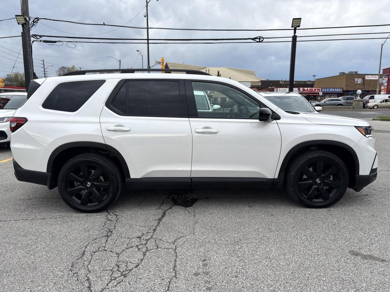 2025 Honda Pilot Black Edition Honda Certified 7YR/160K Warranty Photo