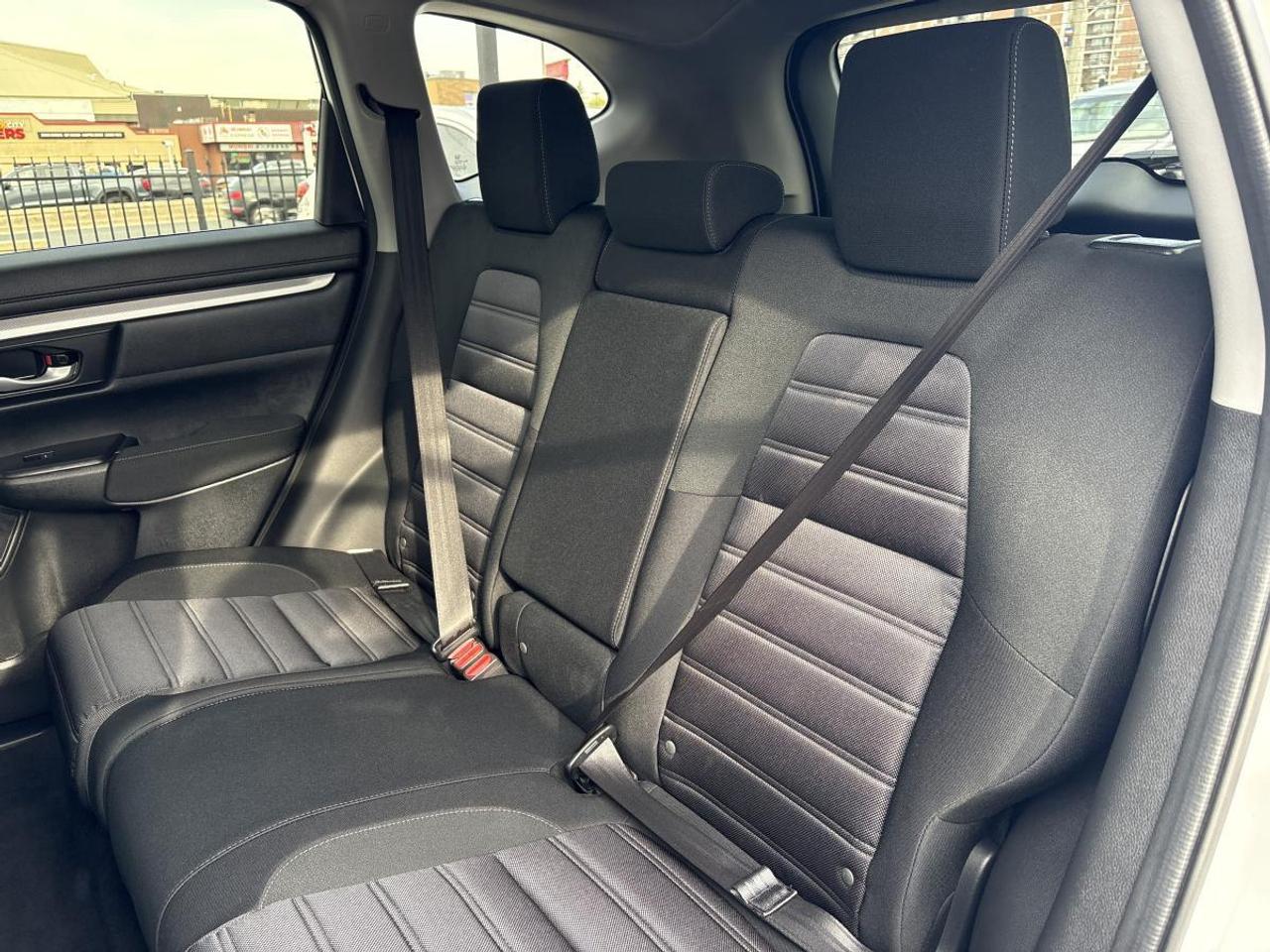 2019 Honda CR-V LX AWD Photo