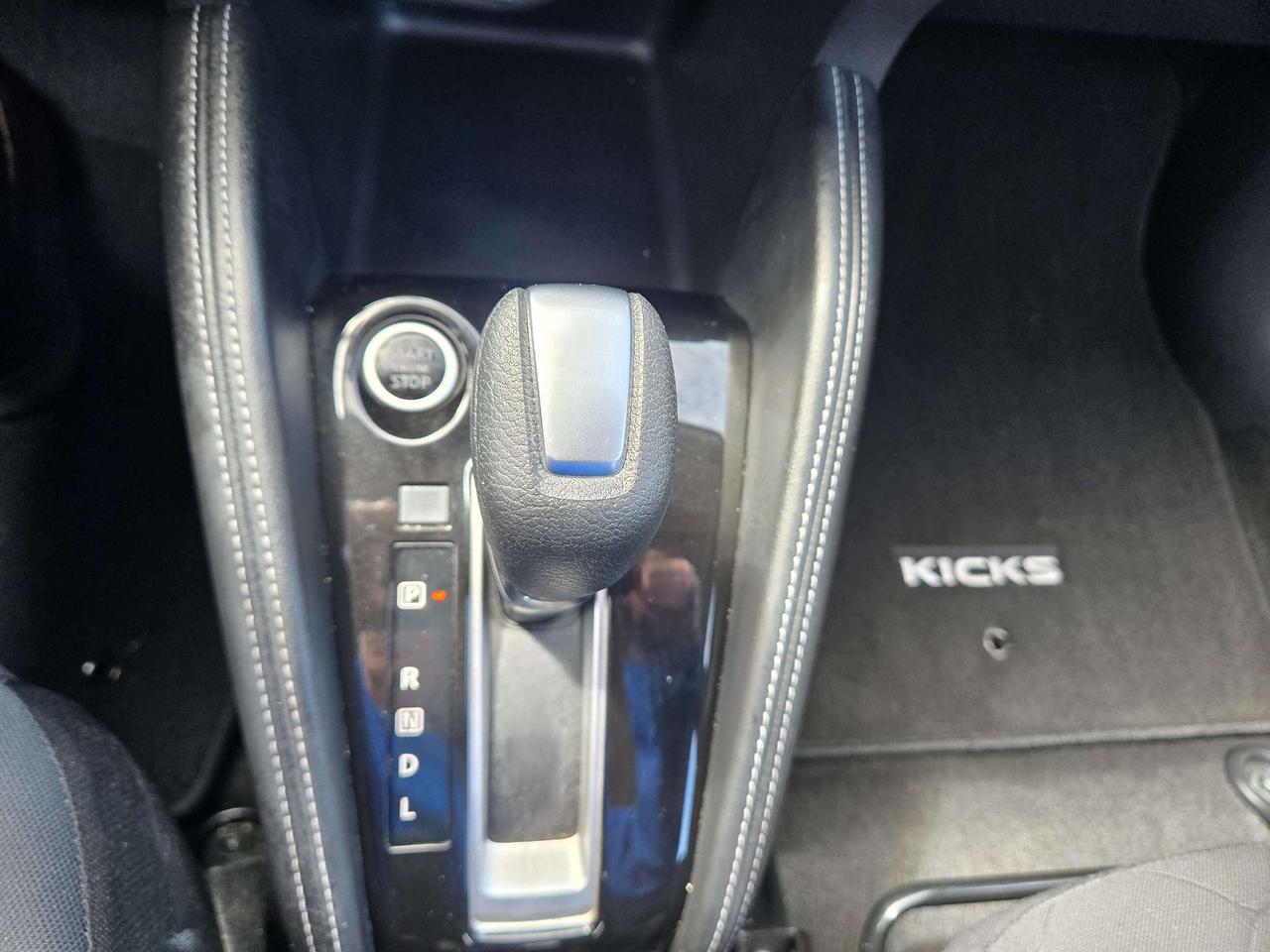 2019 Nissan Kicks S w/Collision Warning, Backup Cam, Bluetooth Photo