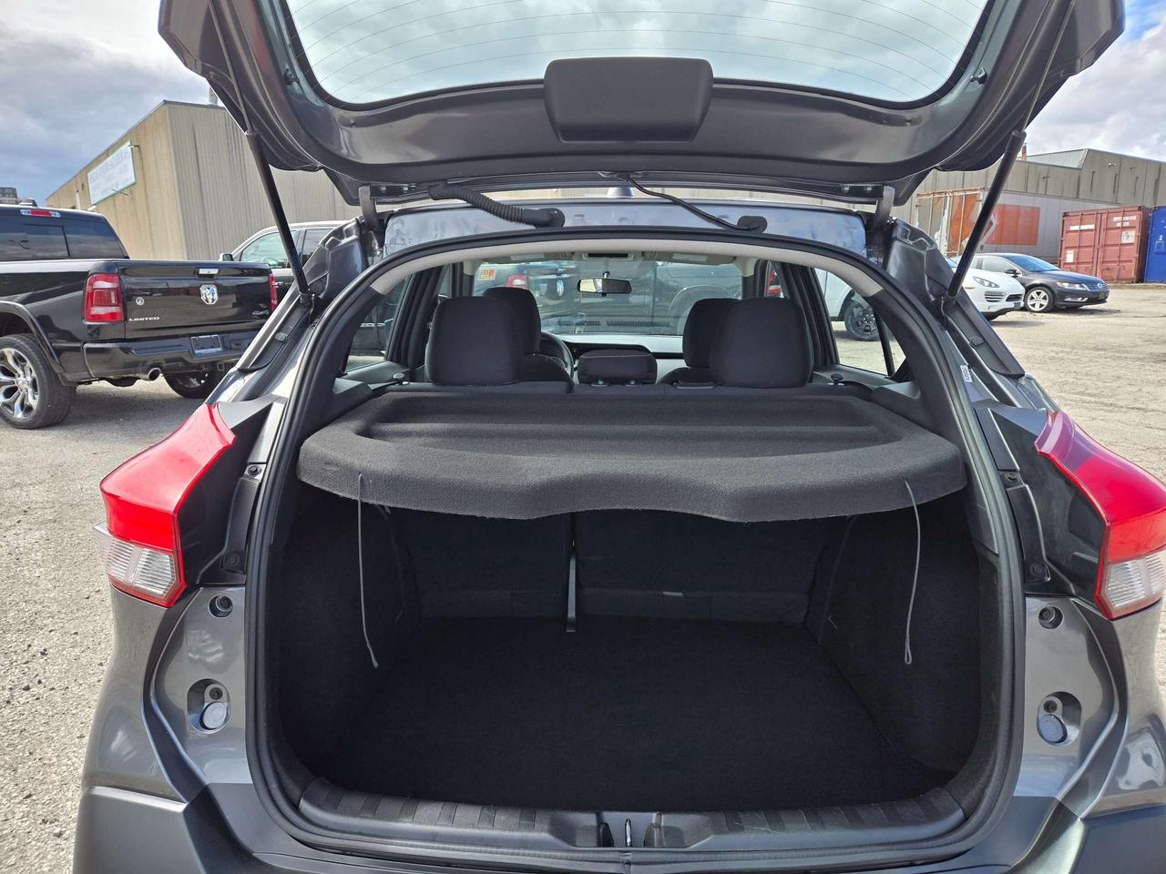 2019 Nissan Kicks S w/Collision Warning, Backup Cam, Bluetooth Photo