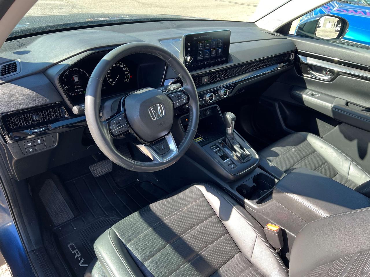 2024 Honda CR-V EX-L w/Leather, Adaptive Cruise, Wireless Charger Photo