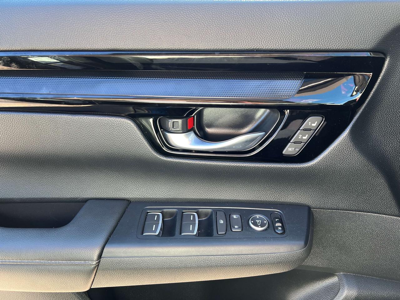2024 Honda CR-V EX-L w/Leather, Adaptive Cruise, Wireless Charger Photo