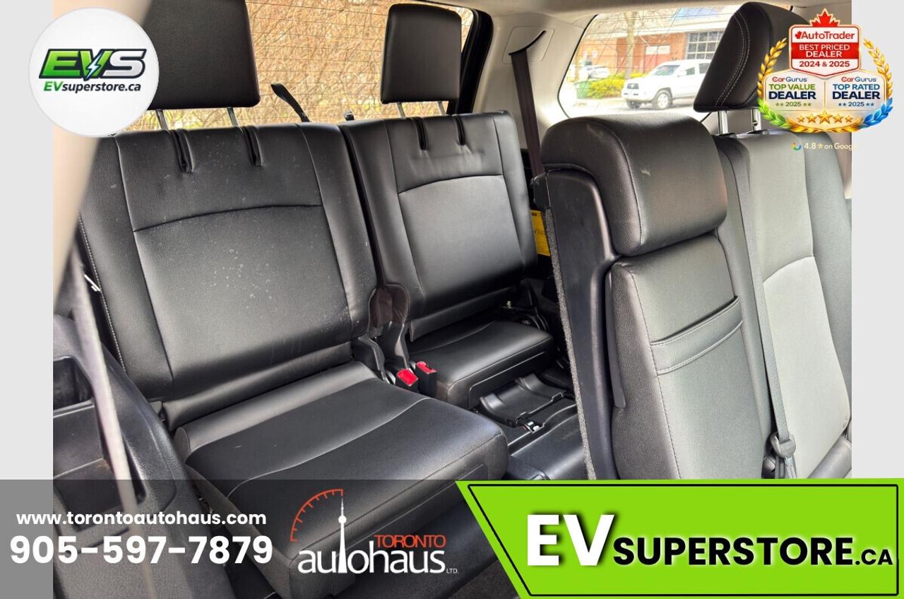 2015 Toyota 4Runner SR5/7 PASSENGERS Photo