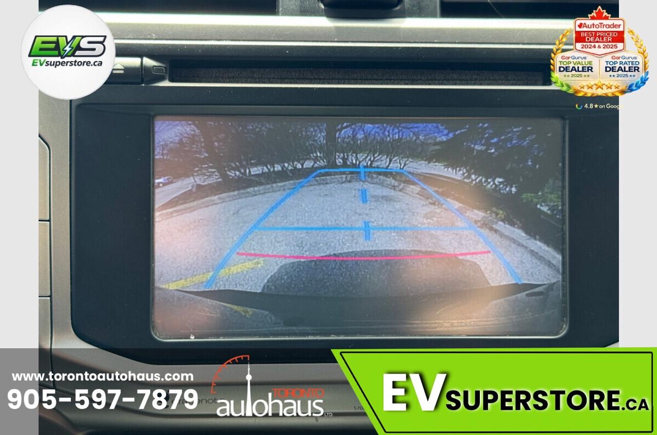 2015 Toyota 4Runner SR5/7 PASSENGERS Photo