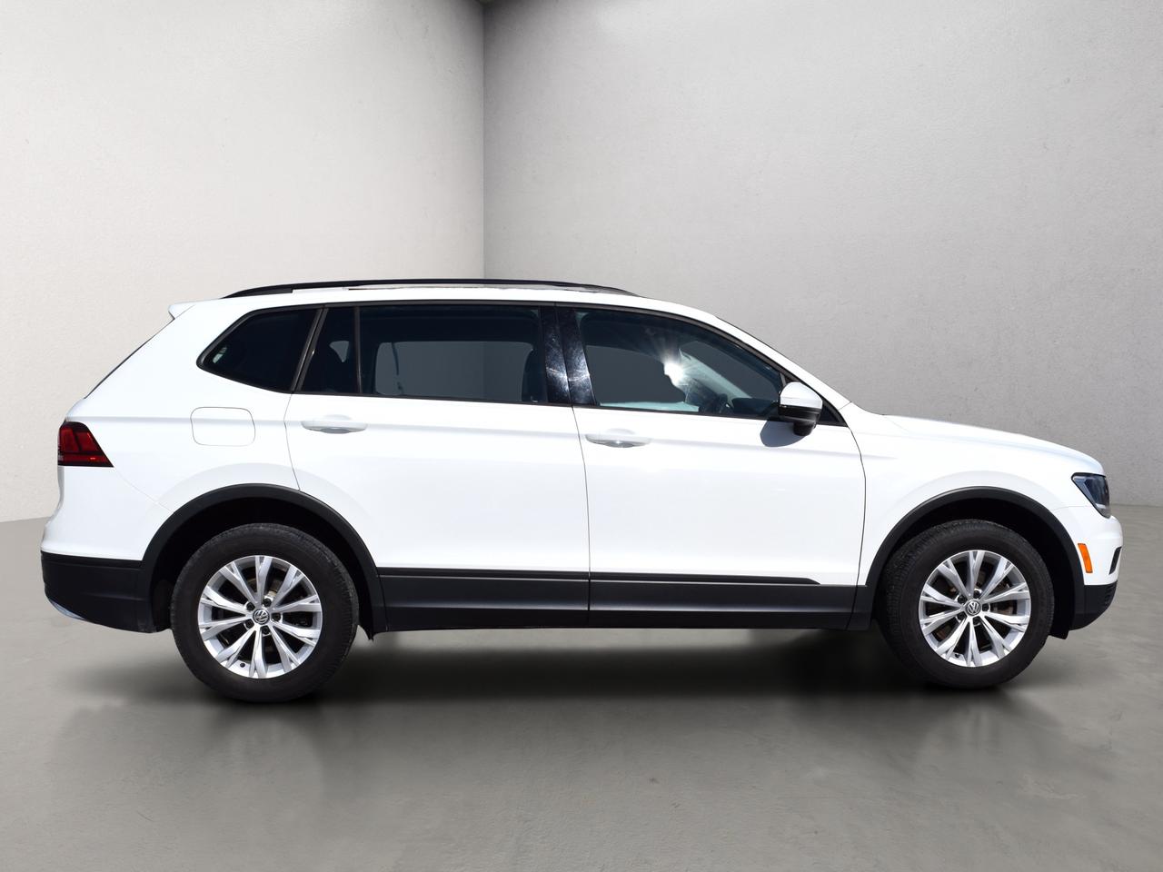 2020 Volkswagen Tiguan TRENDLINE AWD Photo3