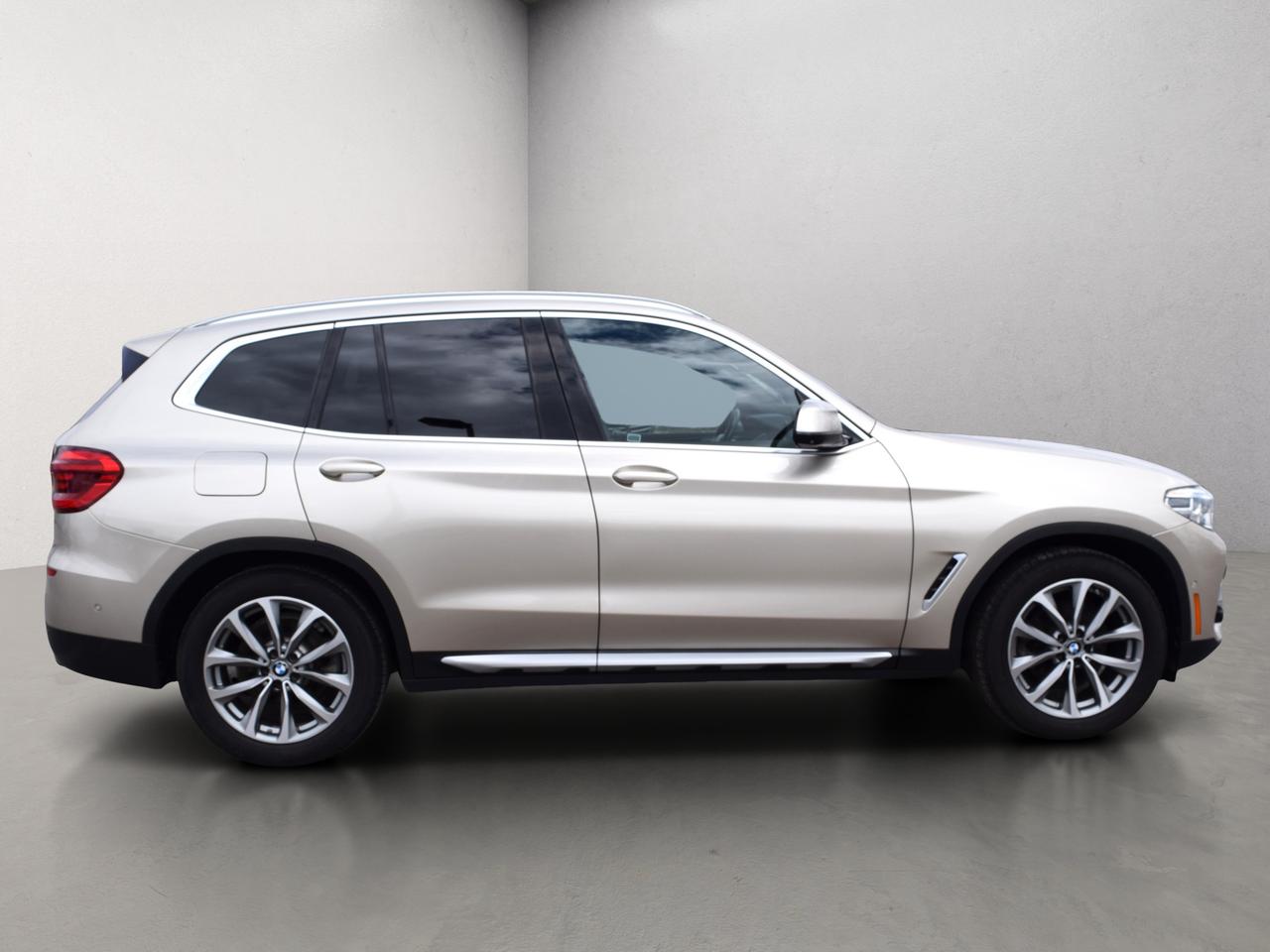 2018 BMW X3 xDrive30i Navi Panoramic Sunroof HUD Photo